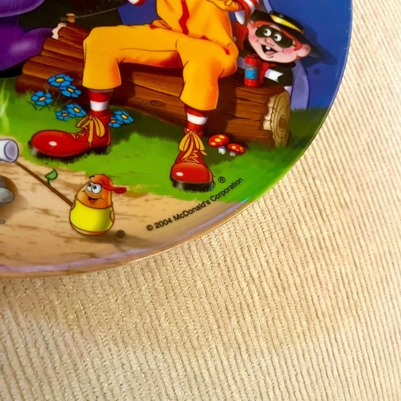 FOUR McDonald's Collector Mylar Plates - Picture 3 of 4